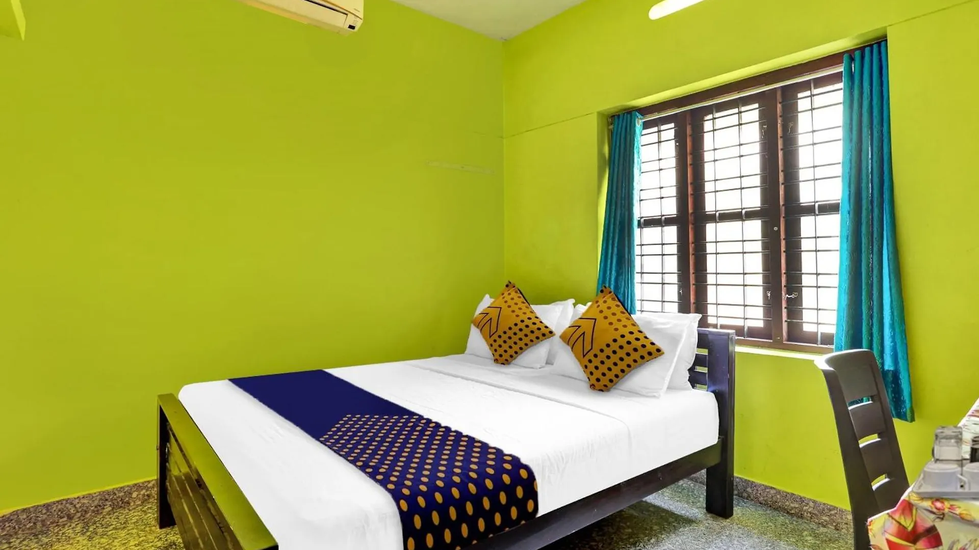 Hotel O Ashok Inn Kazhakuttam