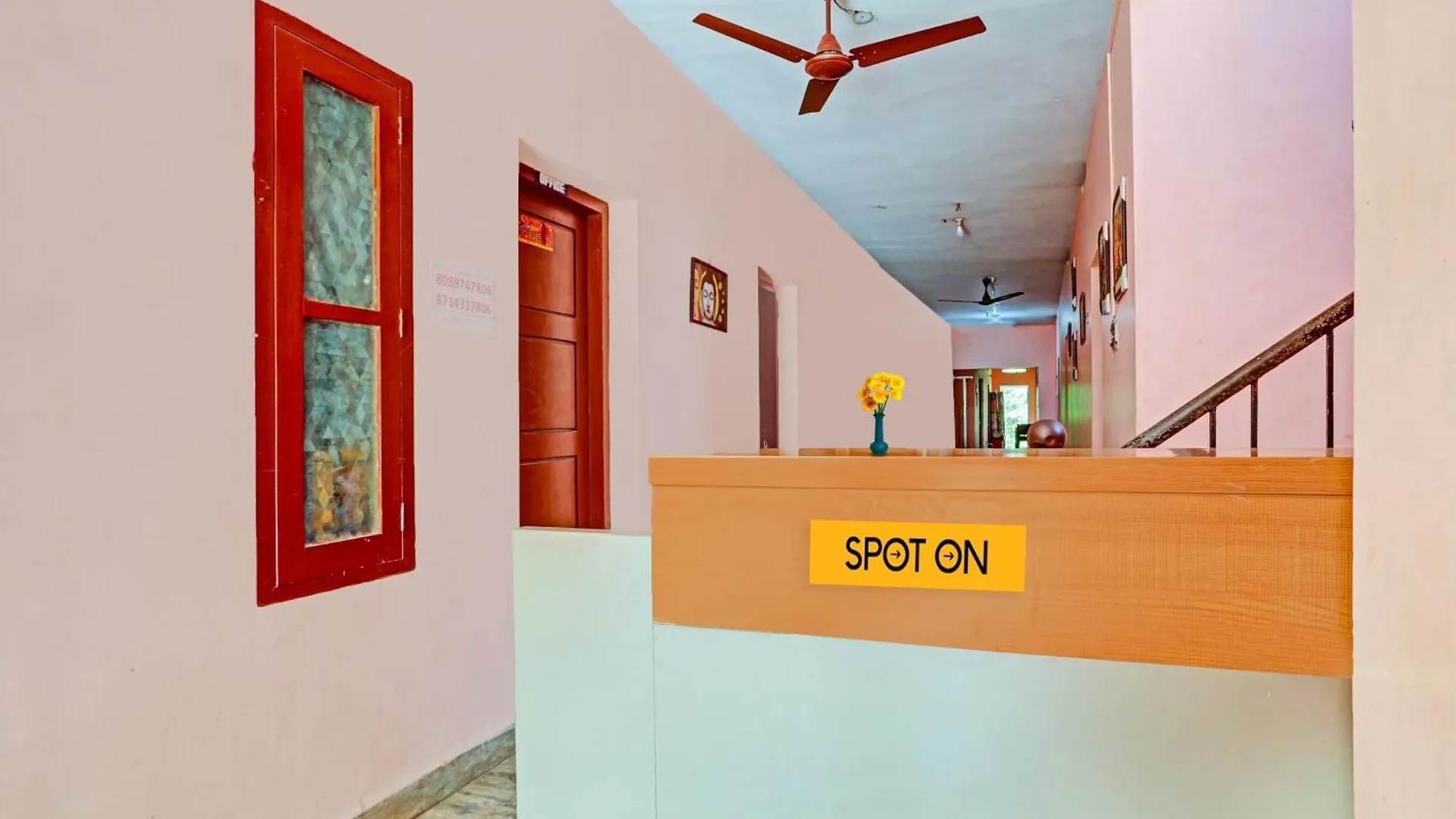Hotel O Ashok Inn Kazhakuttam 2*,  Индия